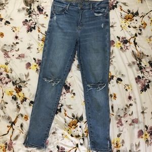 American Eagle Super Hi-Rise Jeggings